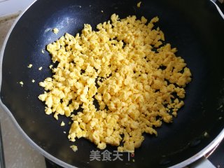 秋葵鸡蛋饺的做法步骤：3
