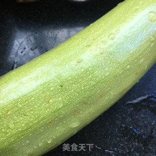 爆炒葫芦片的做法步骤：2