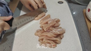 糖醋鸡柳的做法步骤：3