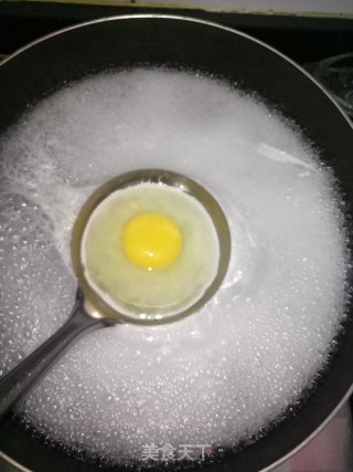 巧煮荷包蛋的做法步骤：3