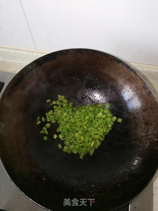 线椒炒鸡蛋的做法步骤：5