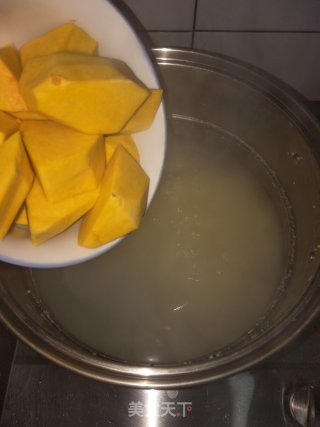 南瓜大米粥的做法步骤：3