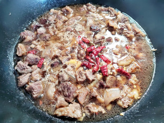 简易红烧牛腩的做法步骤：8