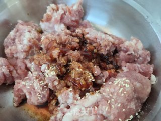 萝卜猪肉馅水饺的做法步骤：5