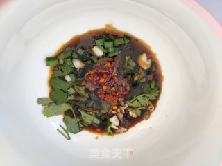 酸汤水饺的做法步骤：4