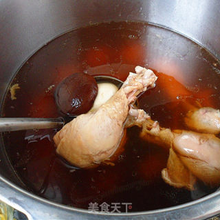 香菇炖鸡面的做法步骤：4