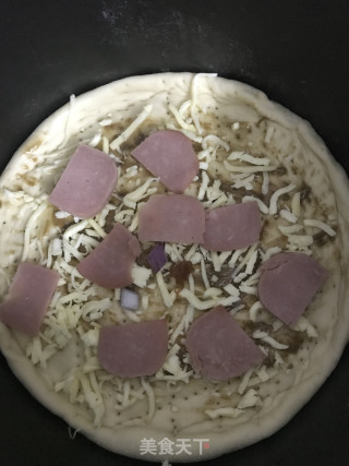 牛肉火腿肠披萨的做法步骤：6