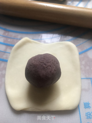 蛋黄豆沙酥的做法步骤：17