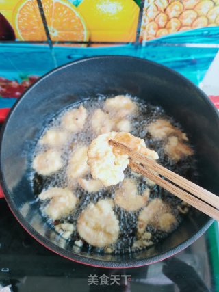 炸虾仁的做法步骤：10