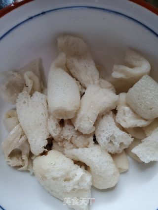 排骨竹荪汤的做法步骤：3