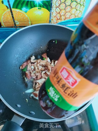 辣椒炒驴肠的做法步骤：5