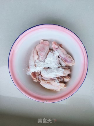 孜然、香辣鸡翅的做法步骤：2