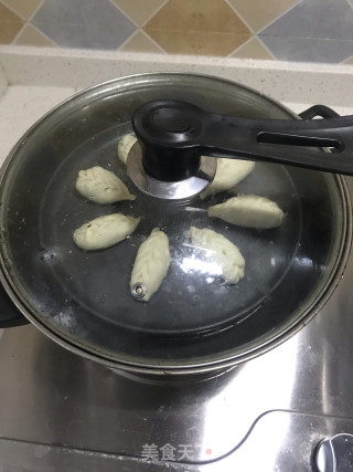 彩蔬蒸饺的做法步骤：10
