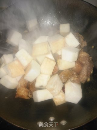 牛肉炖白萝卜的做法步骤：5