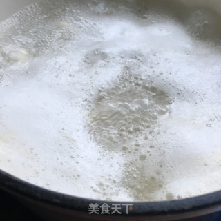 红油酸汤牛肉水饺的做法步骤：4