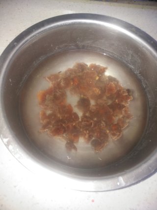 莲子银耳红枣羹的做法步骤：4