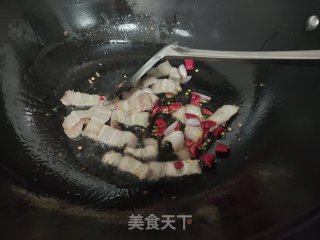 五花肉炒白菜的做法步骤：4