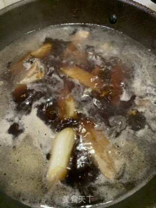 土豆烧排骨的做法步骤：6