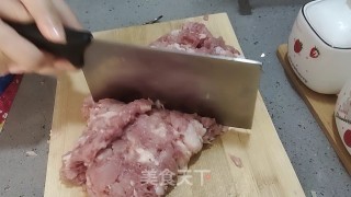 豆腐肉丸冬瓜汤的做法步骤：1