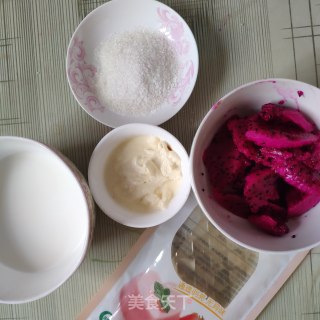 火龙果布丁????棒棒的做法步骤：1