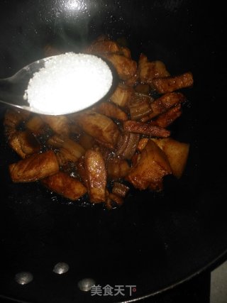 红烧肉炖萝卜的做法步骤：9
