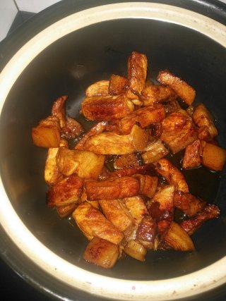红烧肉炖萝卜的做法步骤：11