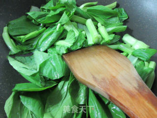 鱼豆腐菜芯汤面的做法步骤：3