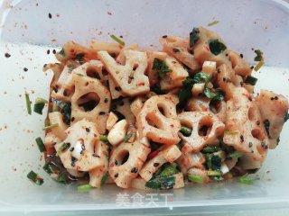 凉拌莲藕的做法步骤：3