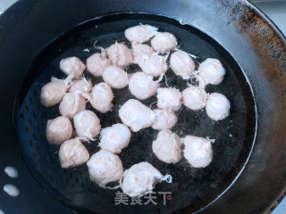 汆丸子白菜汤的做法步骤：8