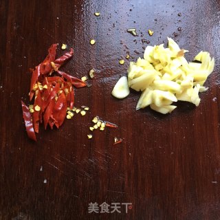 黑鱼汤的做法步骤：2