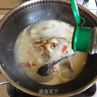 黑鱼汤的做法步骤：10