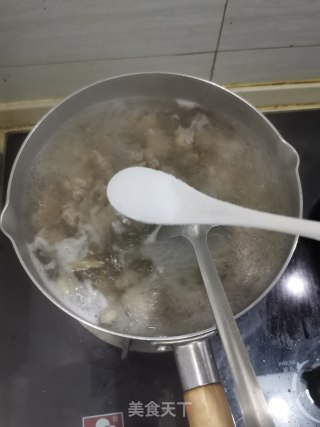 肉丝汤的做法步骤：4