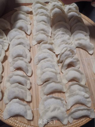 菊花饺子的做法步骤：6