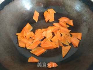 小炒五花肉的做法步骤：7
