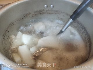 萝卜炖牛腩的做法步骤：4