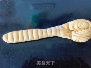 南瓜心形花卷（一次发酵）的做法步骤：6