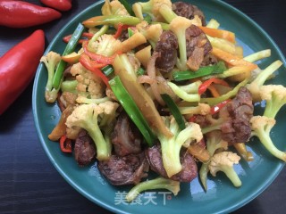 腊肠炒菜花的做法步骤：15