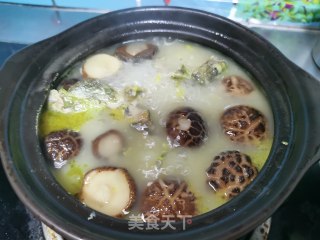 黄颡鱼花菇汤的做法步骤：6