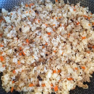 香菇肉末糯米饭的做法步骤：10