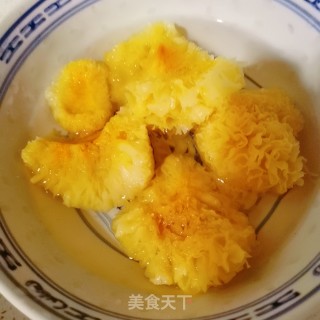花生银耳羹的做法步骤：3