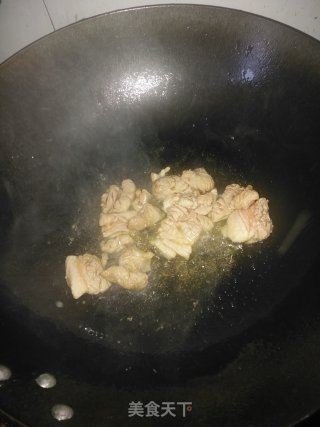 酸菜炒米粉的做法步骤：3