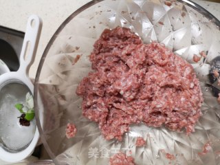 牛肉大葱灌汤水饺的做法步骤：5