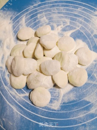 牛肉大葱灌汤水饺的做法步骤：10
