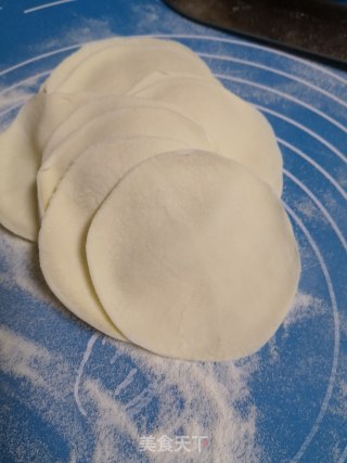牛肉大葱灌汤水饺的做法步骤：11