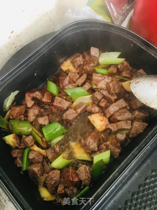 土豆烧牛肉的做法步骤：5