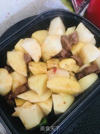 土豆烧牛肉的做法步骤：6