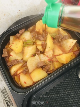 土豆烧牛肉的做法步骤：8