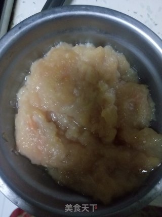 香菜葱花鸡蛋肉馅的做法步骤：1