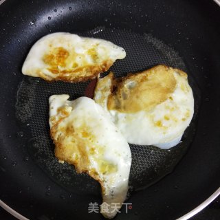 白菜鸡蛋煲的做法步骤：5