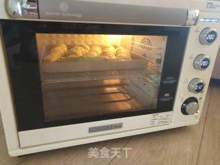 菠菜培根面包卷的做法步骤：12